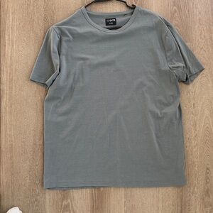 Cuts Clothing Gray Short Sleeve Tee